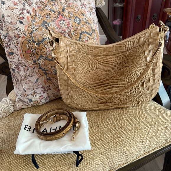 Brahmin Metallic Gold Embossed Shoulder Bag - Picture 2 of 6